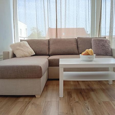 Apartments Villa Odesa With Shared Pool Zára Kültér fotó