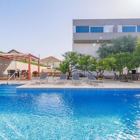 Apartments Villa Odesa With Shared Pool Zára Kültér fotó