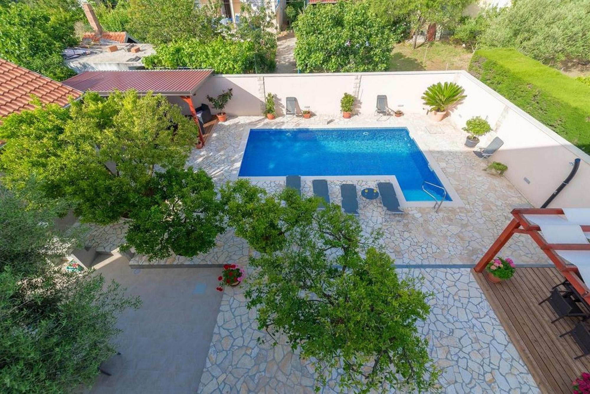 Apartments Villa Odesa With Shared Pool Zára Kültér fotó