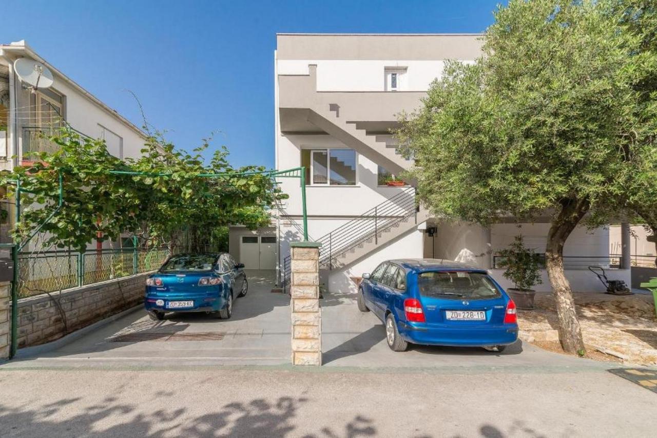 Apartments Villa Odesa With Shared Pool Zára Kültér fotó