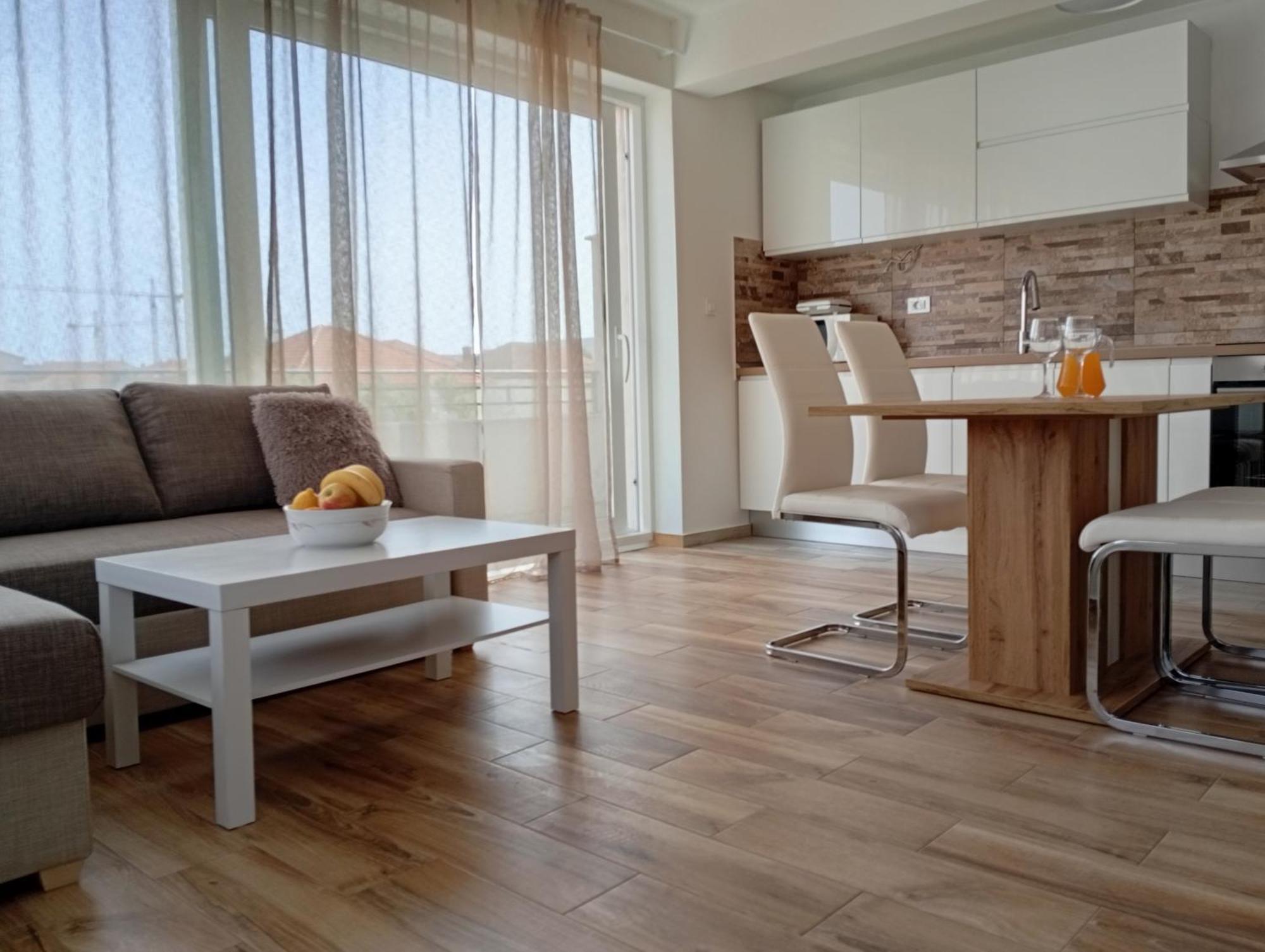 Apartments Villa Odesa With Shared Pool Zára Kültér fotó